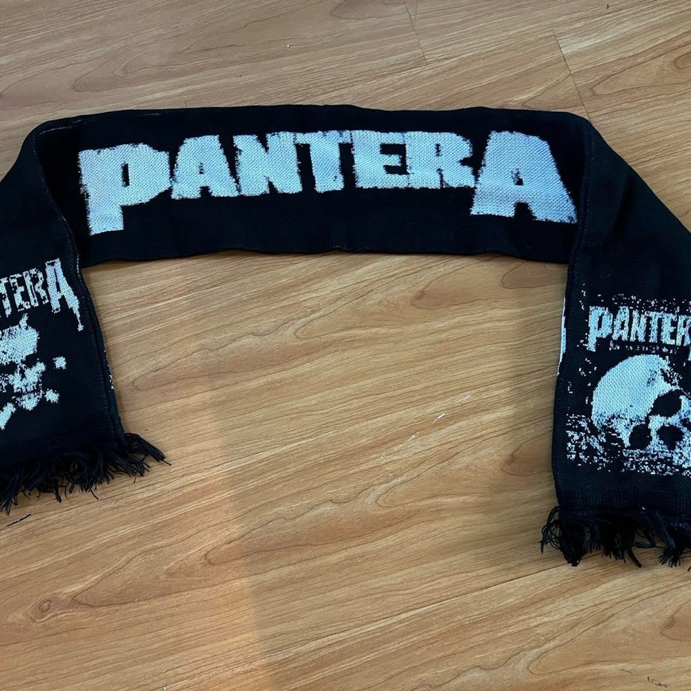 Pantera Black and White Men's Scarf